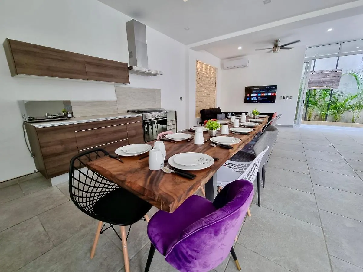 Nyaraló Modern Villa Rutelena +Good Location+Pool+Ac+Sleeps 12 Playa del Carmen