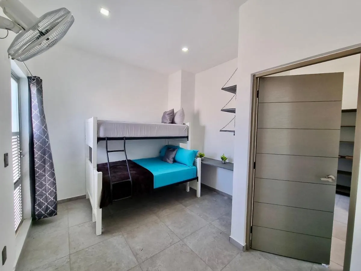 Modern Villa Rutelena +Good Location+Pool+Ac+Sleeps 12 Playa del Carmen Mexikó