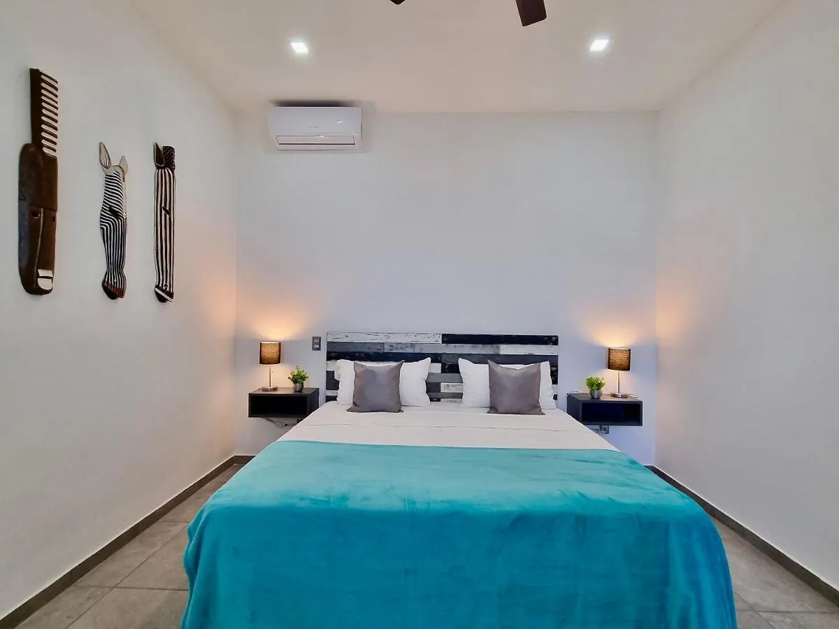 Hébergement de vacances Modern Villa Rutelena +Good Location+Pool+Ac+Sleeps 12 Playa del Carmen